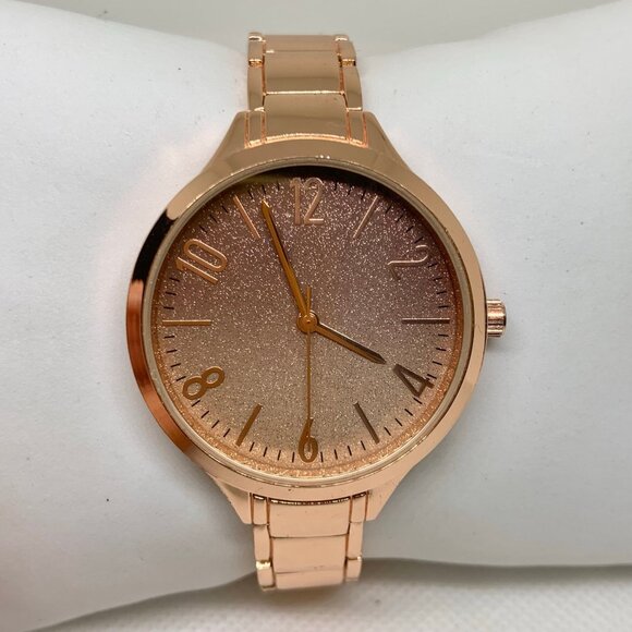 Women rose gold tone watch 35mm round case quartz analog bracelet 7.5” running - Picture 1 of 7